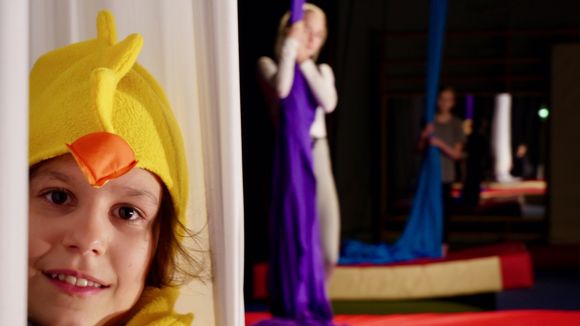 Images Espoon sirkus- ja teatterikoulu Esko