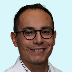 Luis M Ticona