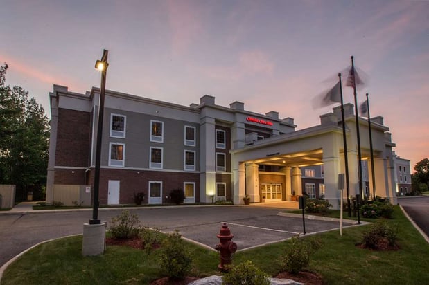 Images Hampton Inn & Suites Berkshires-Lenox