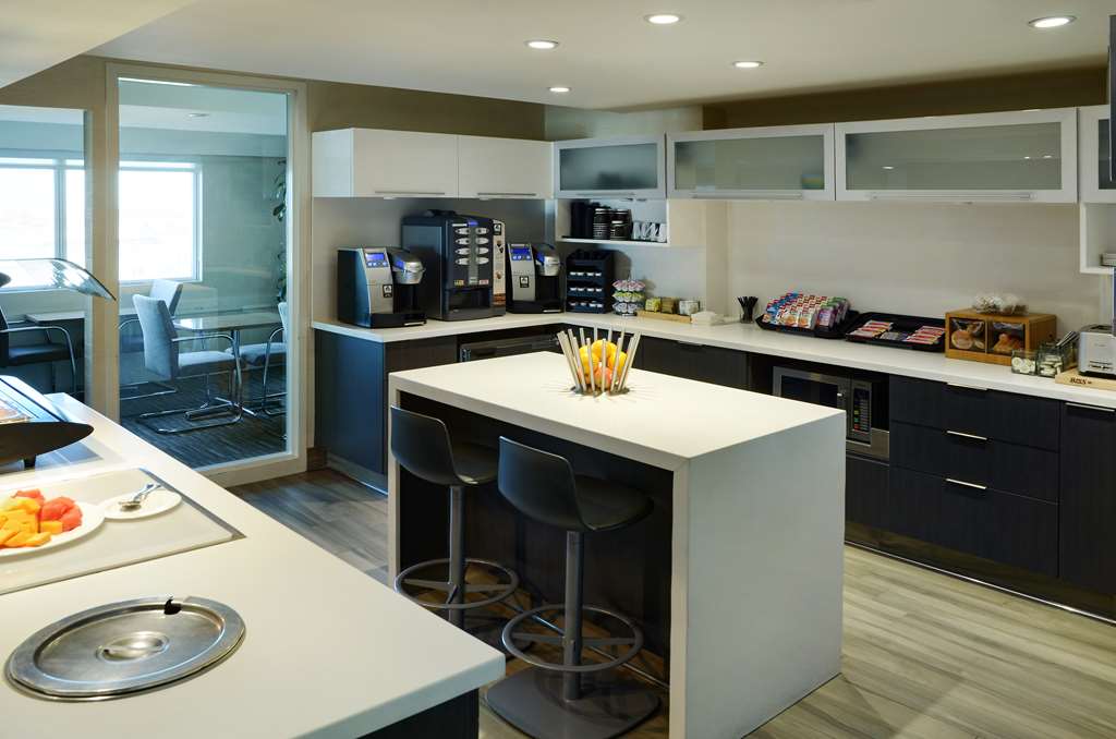 Images Hilton Winnipeg Airport Suites