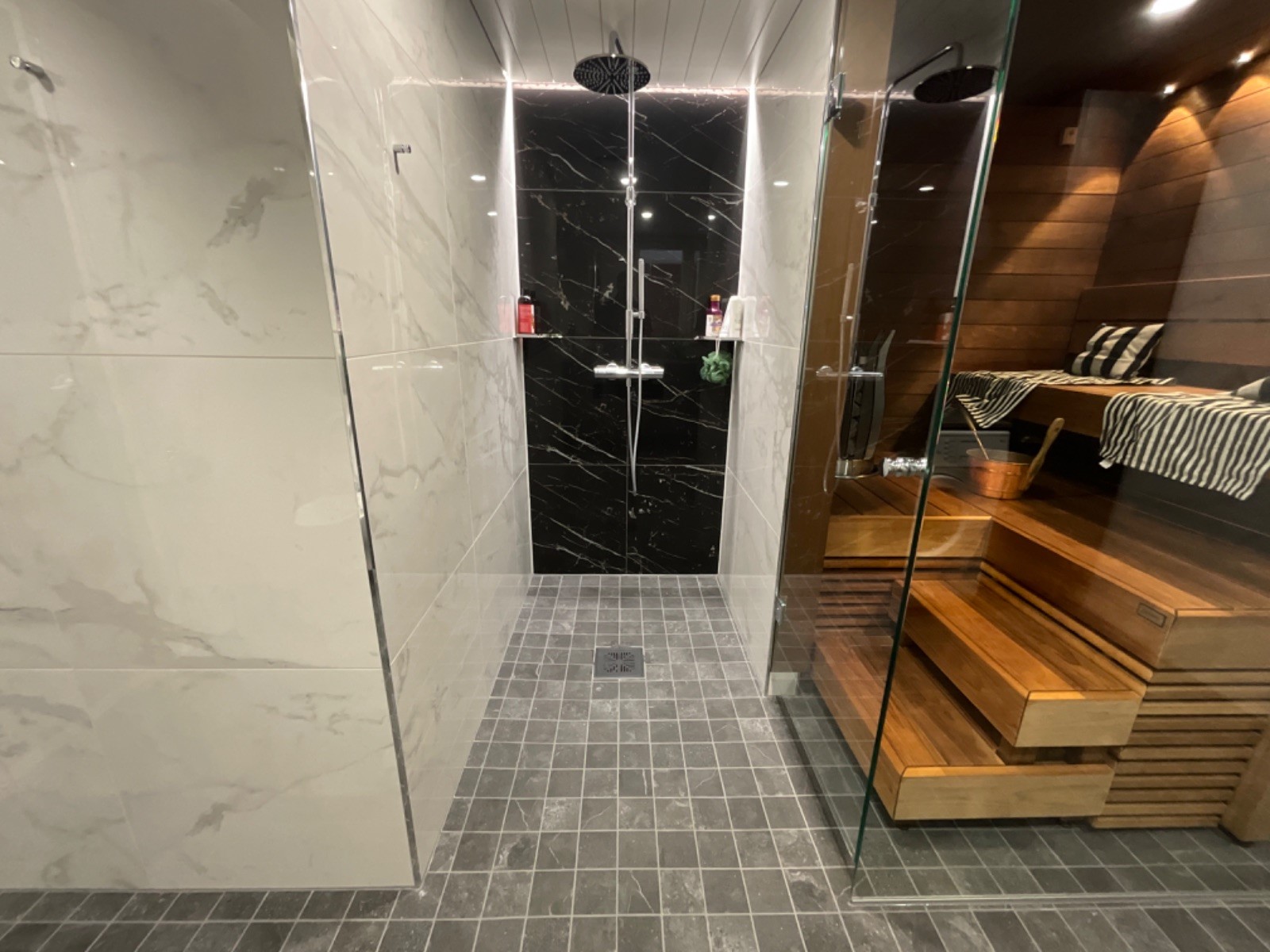 Images LaattaBest Oy