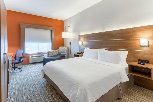 Images Holiday Inn Express & Suites O'Fallon/Shiloh, an IHG Hotel