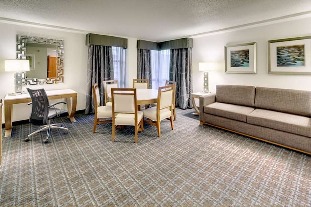 Images DoubleTree by Hilton Hotel Milwaukee Downtown