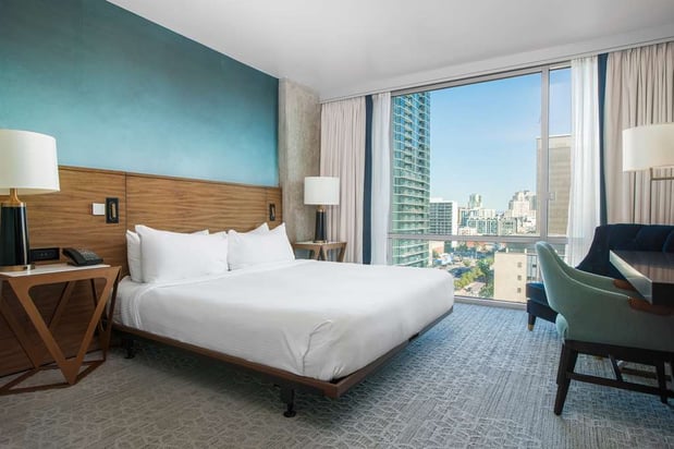 Images Carte Hotel San Diego Downtown, Curio Collection by Hilton