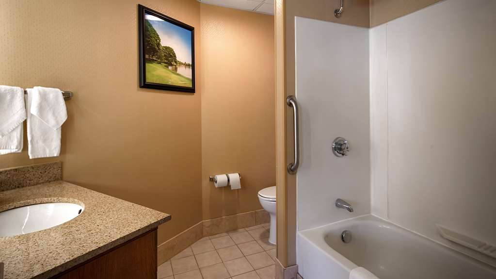 Bathroom Best Western Rockland Rockland (781)871-5660