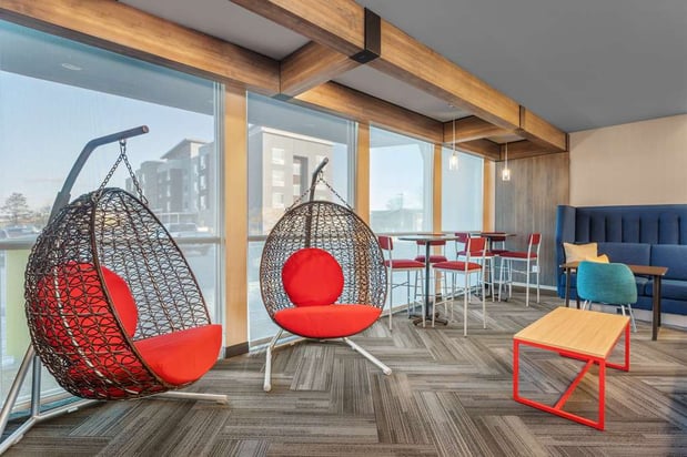 Images Tru by Hilton Janesville