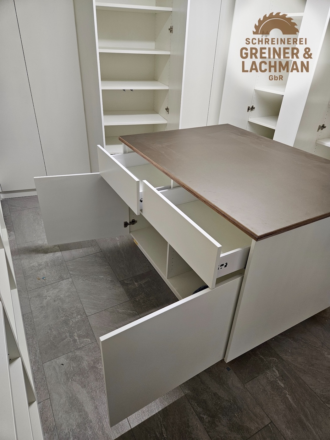 Schreinerei Greiner & Lachman GbR – Maßmöbel & Innenausbau, Badersfelder Straße 10 in Hebertshausen