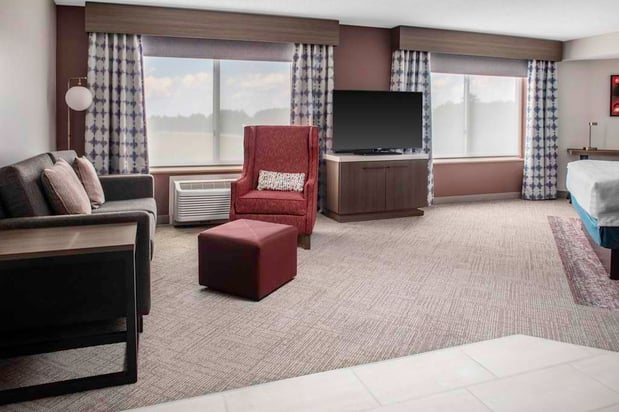 Images Hilton Garden Inn Roanoke Rapids