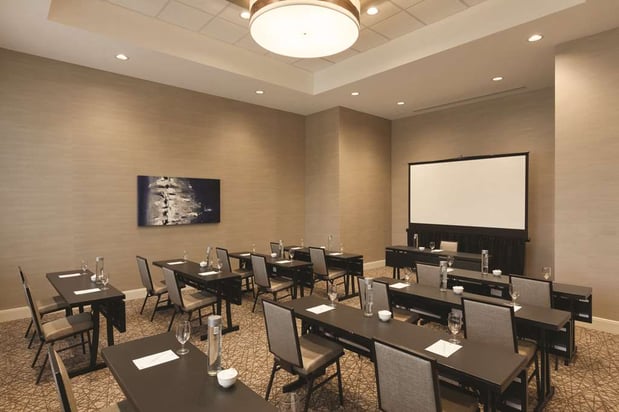 Images Embassy Suites by Hilton Oklahoma City Downtown Medical Center