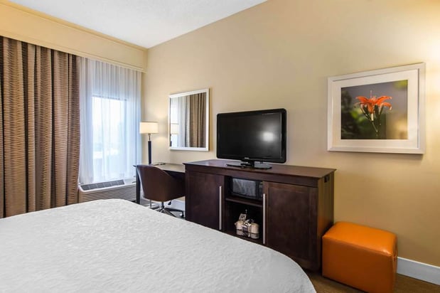 Images Hampton Inn South Hill