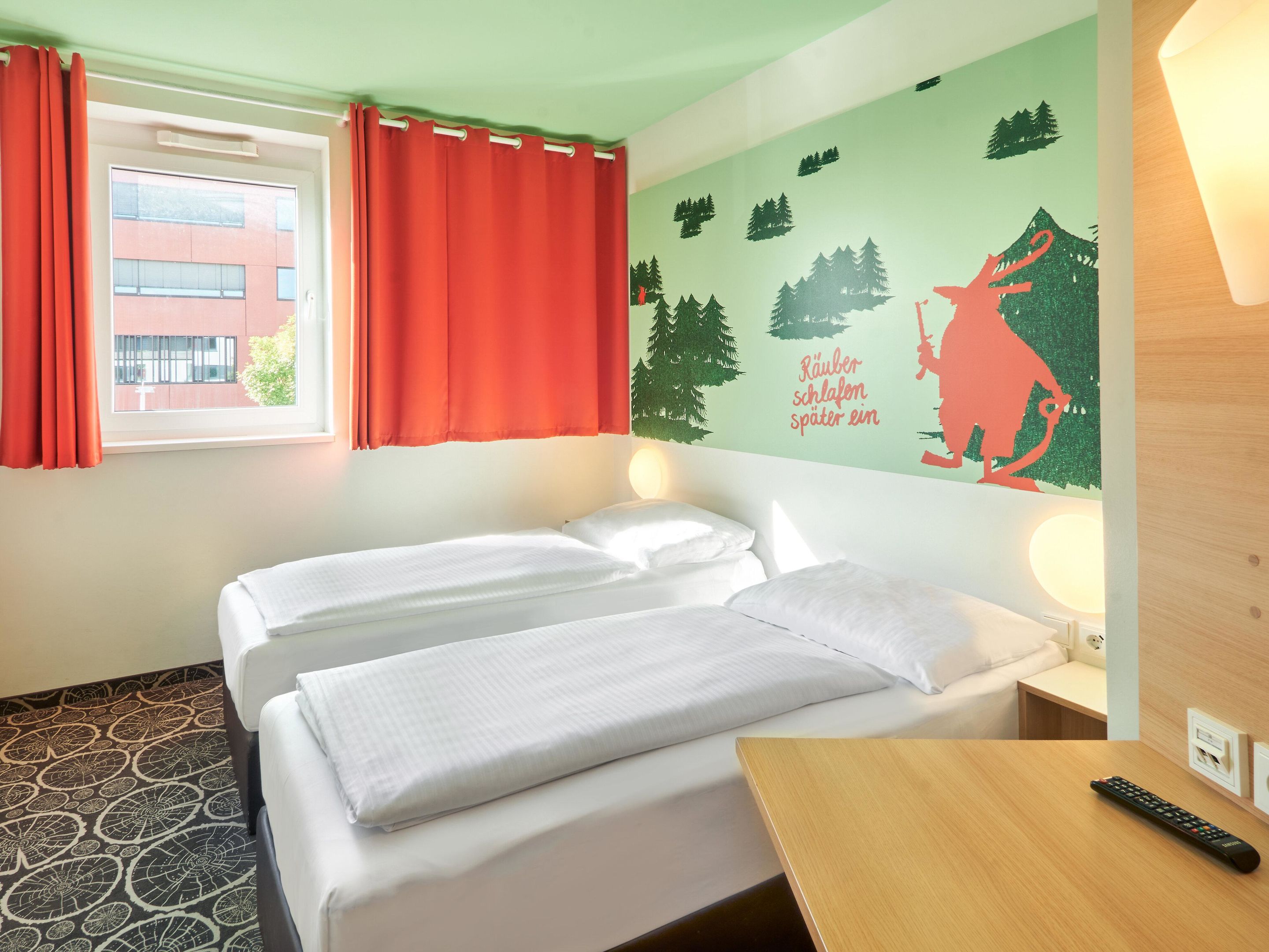 Kundenfoto 17 B&B HOTEL Aschaffenburg Kundenfoto 17 B&B HOTEL Aschaffenburg