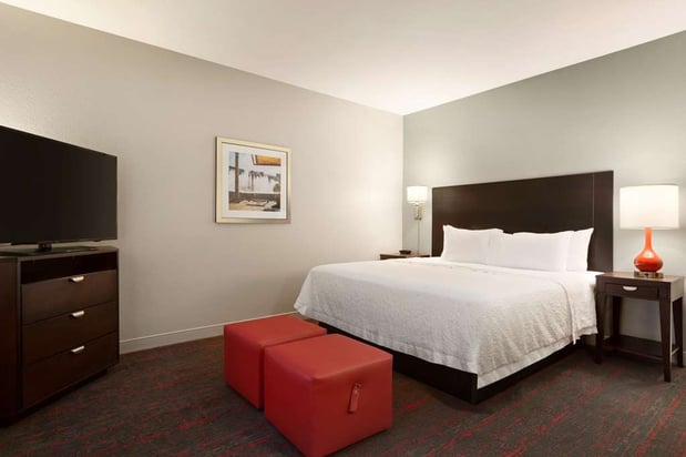 Images Hampton Inn & Suites Phoenix Glendale-Westgate