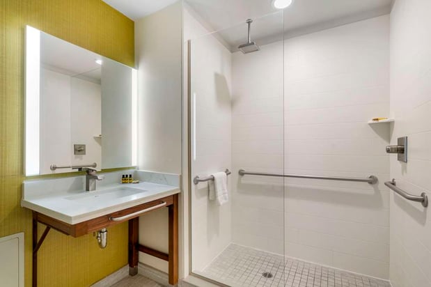 Images Best Western Plus Gardena Inn & Suites