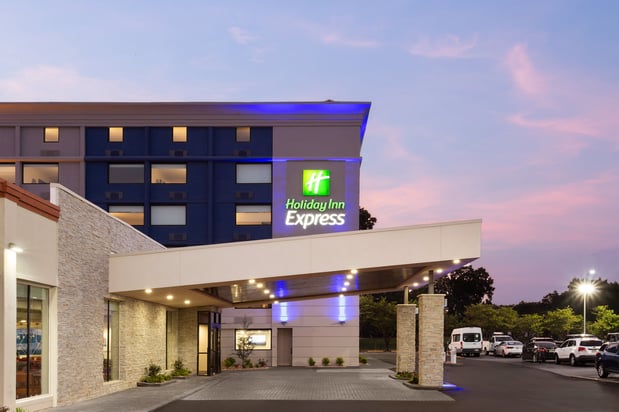 Images Holiday Inn Express Atlanta Airport - North by IHG