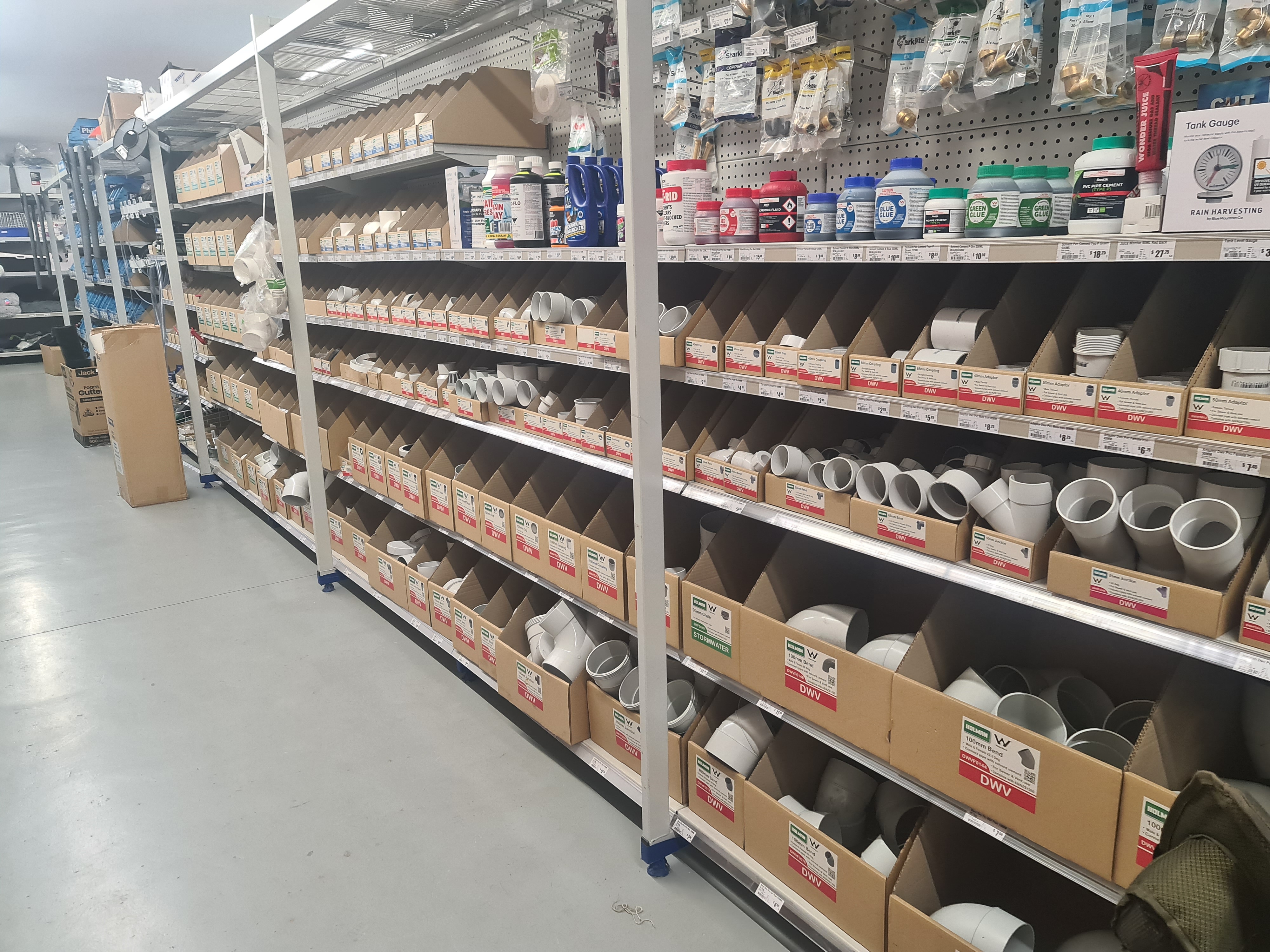 Images Daylesford Hardware