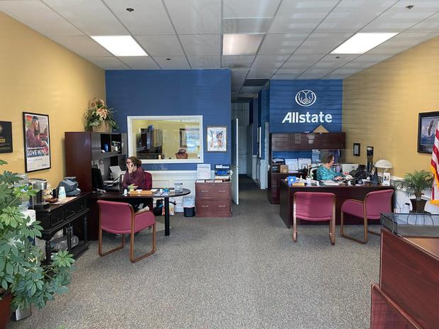 Images Michael Levenson: Allstate Insurance