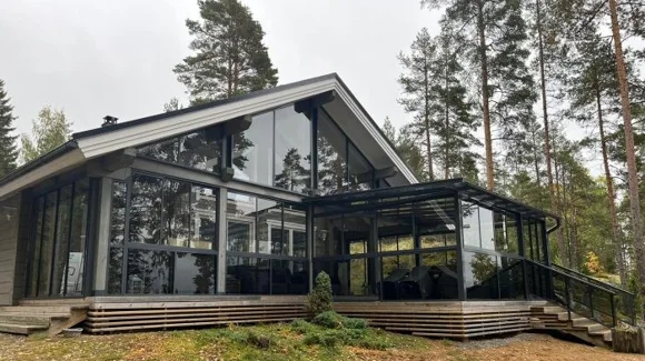 Images Jukan Lasipalvelu Oy