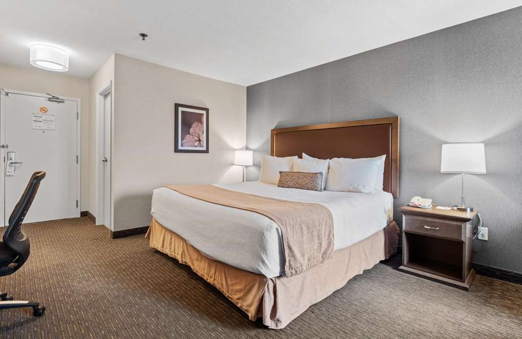 Room568 - K,WYY Best Western Plus Cairn Croft Hotel Niagara Falls (905)356-1161