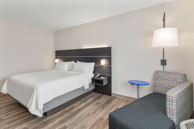 Images Holiday Inn Express & Suites Hardeeville-Hilton Head by IHG