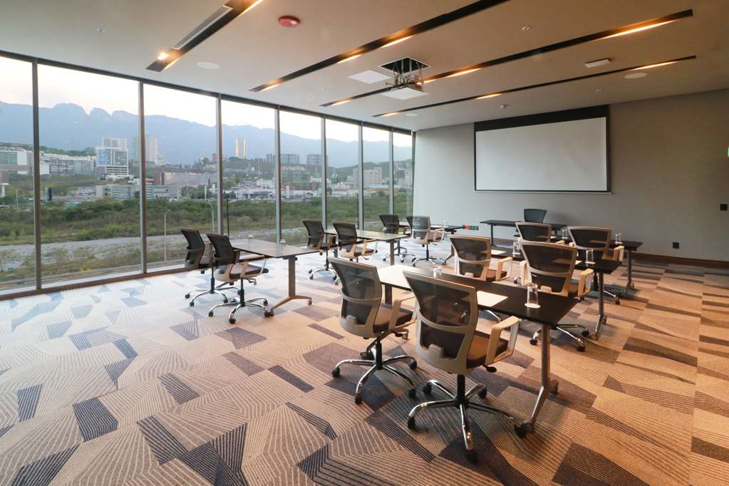 Images Hilton Garden Inn Monterrey Obispado