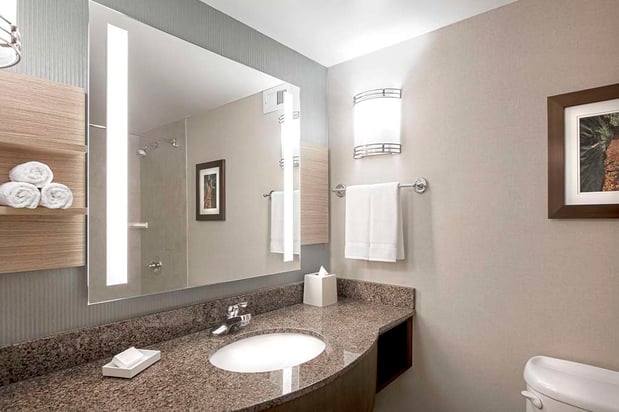 Images Hilton Garden Inn Cleveland Downtown