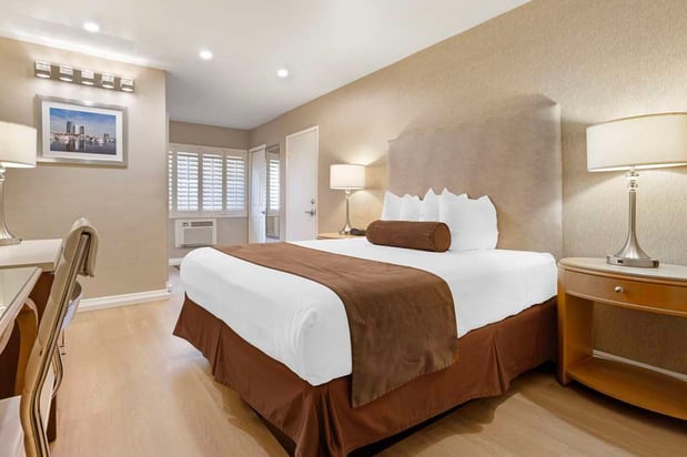 Images Best Western Downtown San Diego