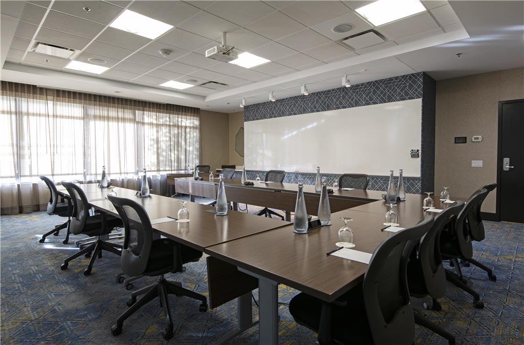 Images DoubleTree by Hilton Hotel West Edmonton