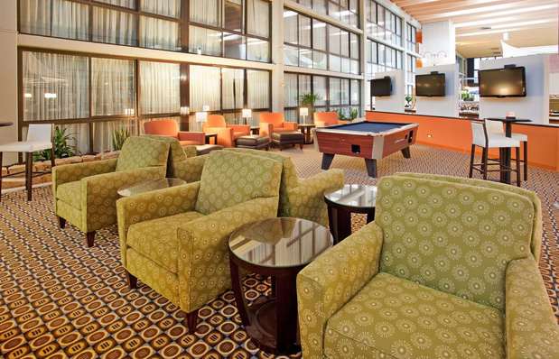Images SureStay Plus Hotel By Best Western Kansas City Northeast