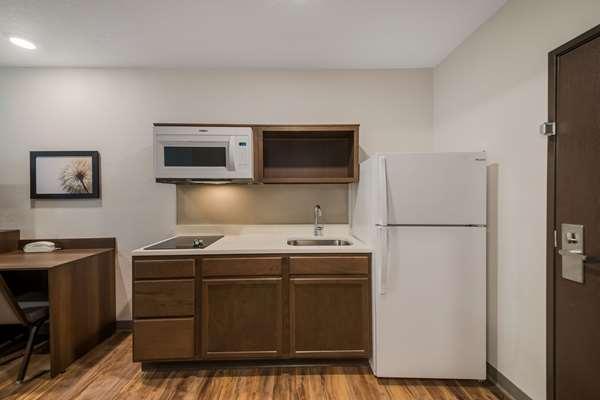 Images WoodSpring Suites Wesley Chapel-Tampa