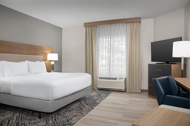 Images Candlewood Suites Alexandria - Fort Belvoir, an IHG Hotel
