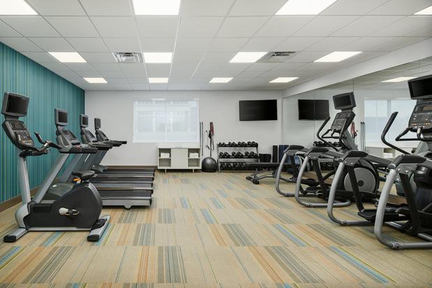 Images Holiday Inn Express Richmond - Midtown by IHG