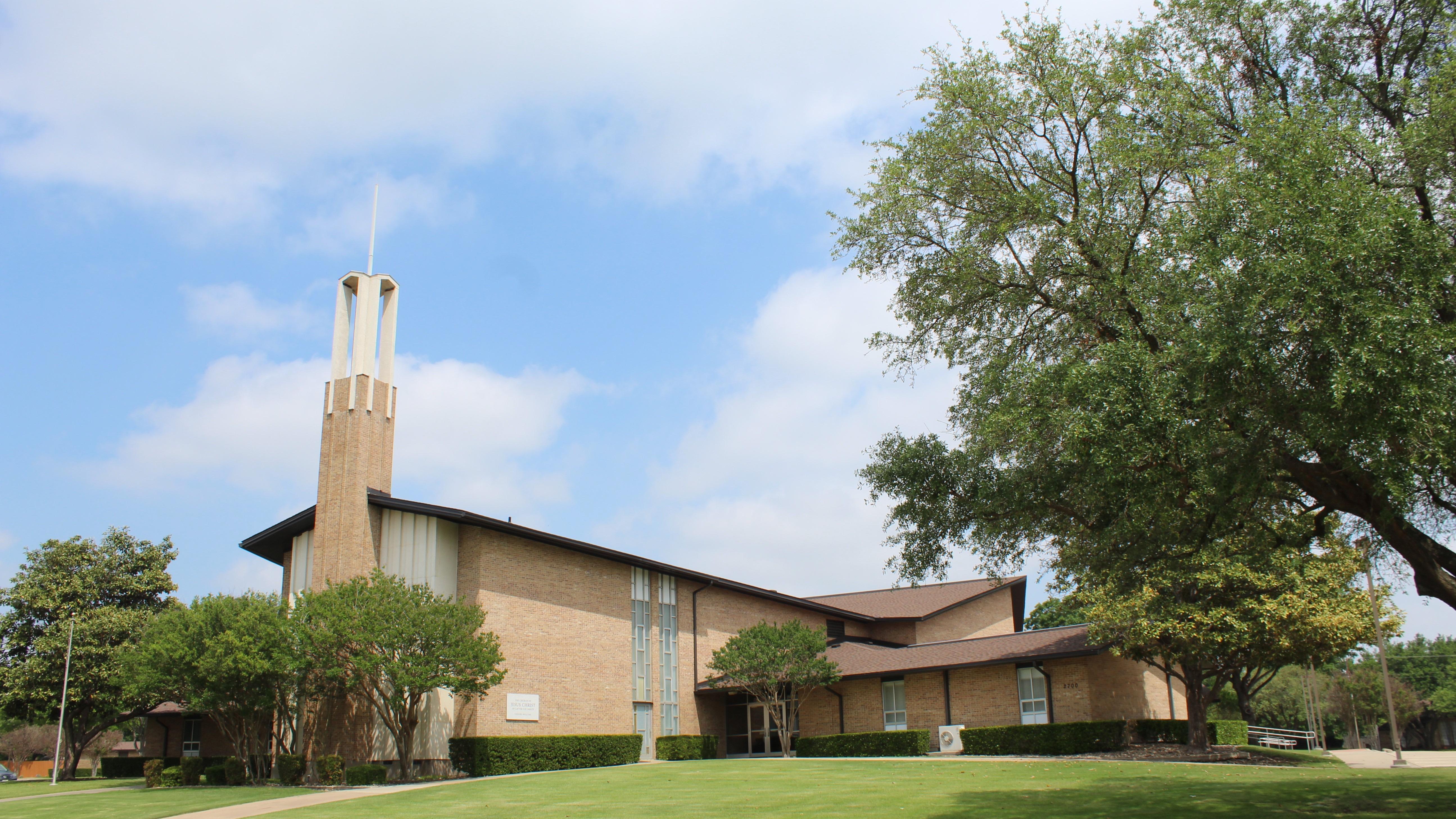 Plano Stake Center of The Church of Jesus Christ of Latter-day Saints located at 2700 Roundrock Trail in Plano Texas