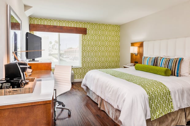 Images Hotel Indigo Anaheim by IHG