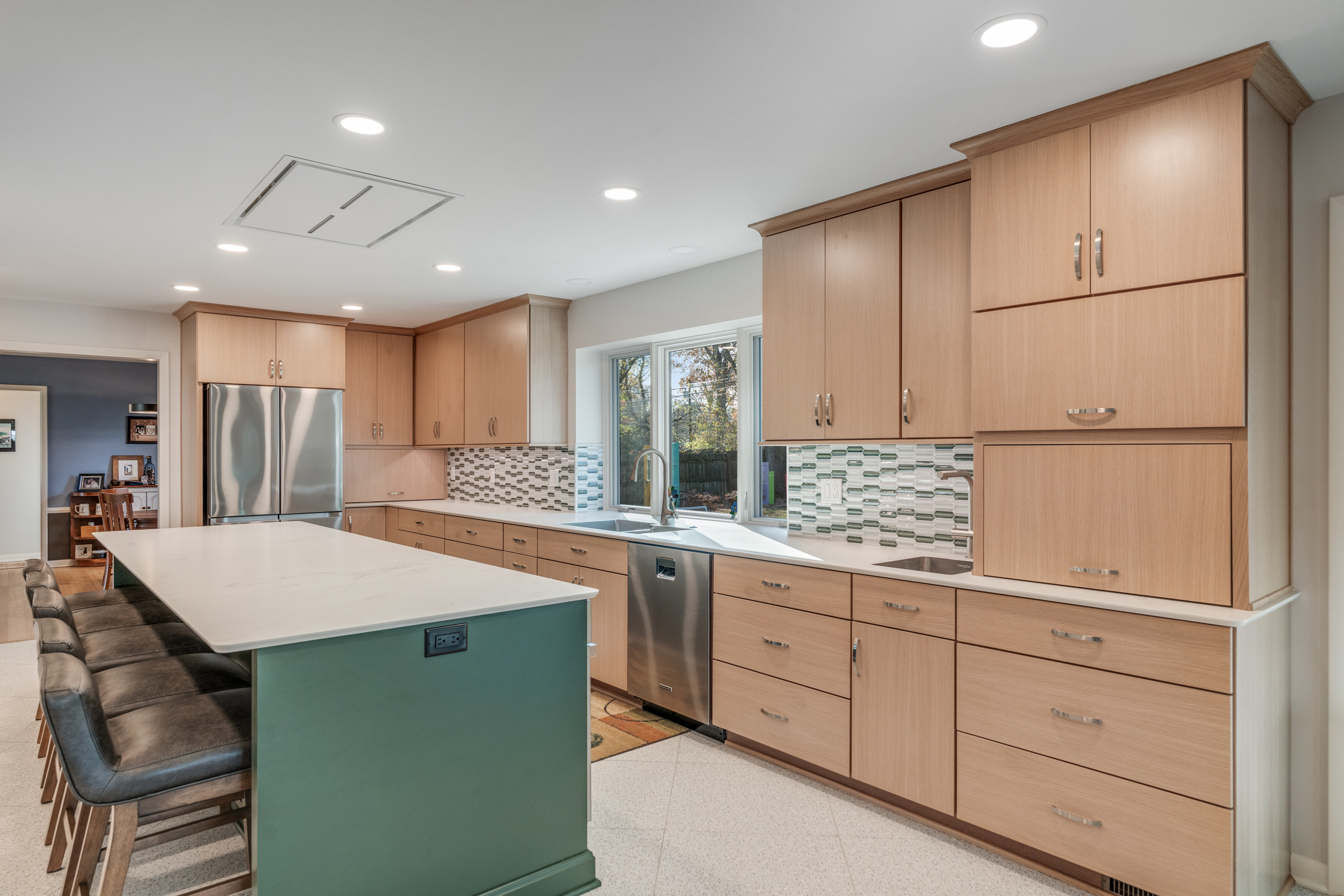 Glow Painting, Lighting & Home Services Image