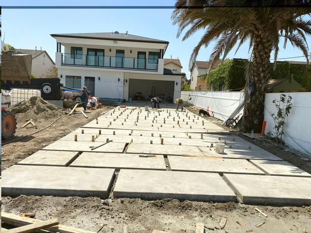 Images Southern Construction & Development Inc