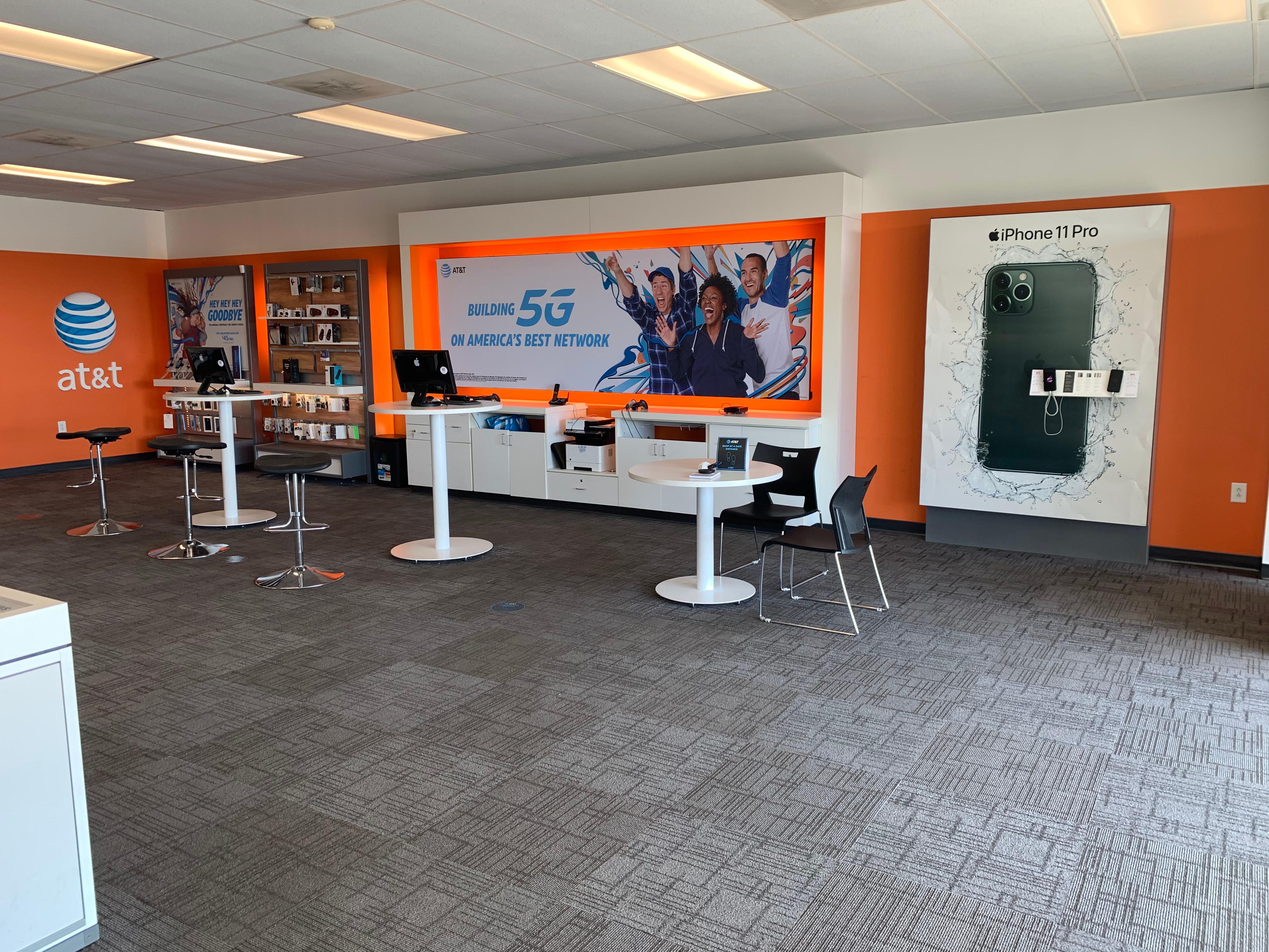 AT&T Store Photo