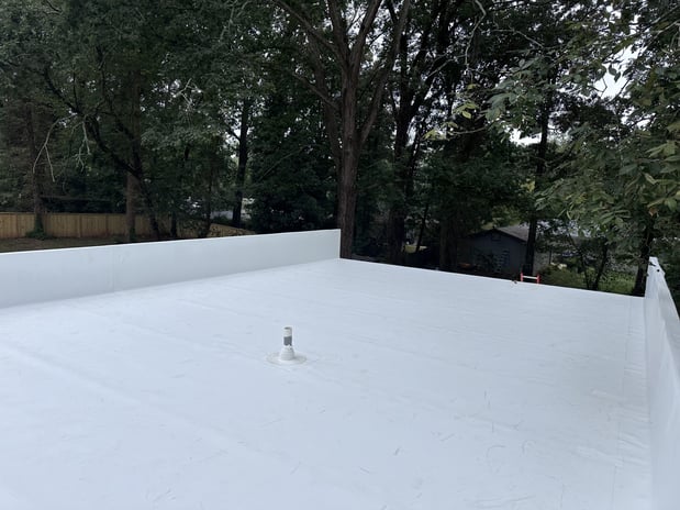 Images Valle's Roofing & Construction