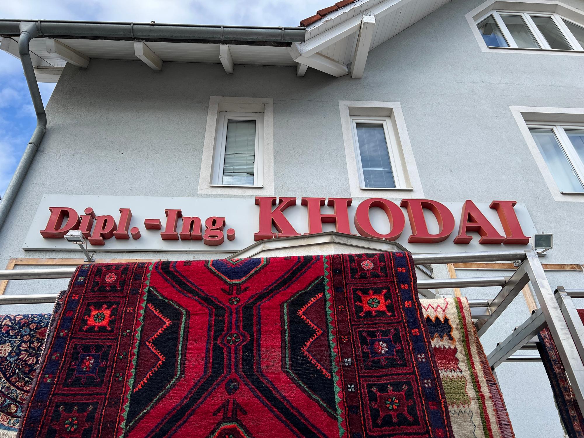 Bild 25 von Teppiche Dipl. Ing. Khodai GmbH - Teppichreinigung