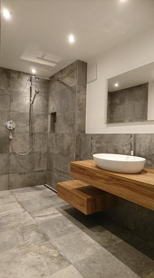 Florian Anker Installationen, Burgfrieden 17 in Hall in Tirol