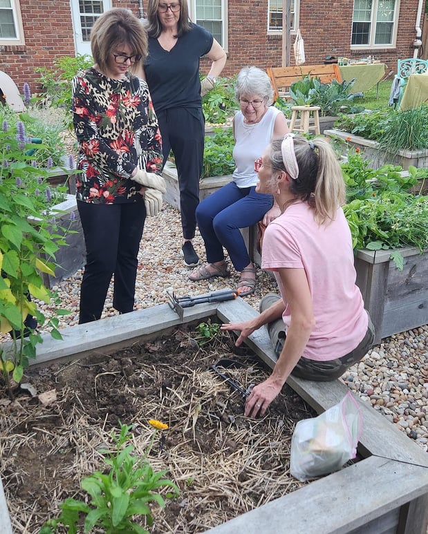 Images Edible Gardens Inc