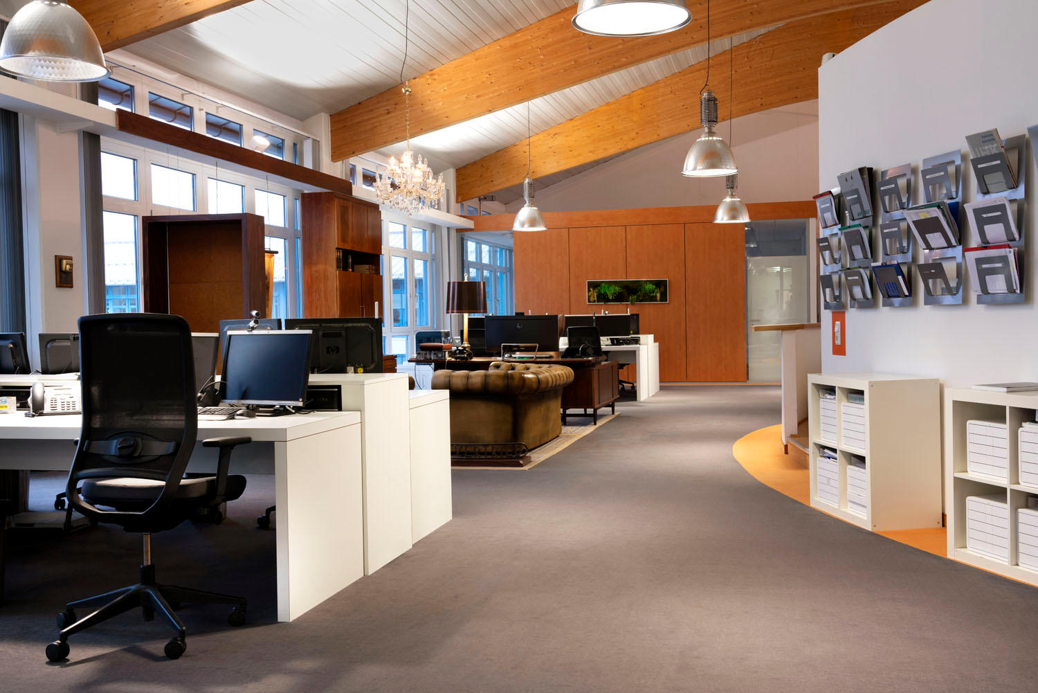 AIR-WOLF GmbH Waschraum- und Hygienetechnik, Unterhachinger Strasse 75 in München