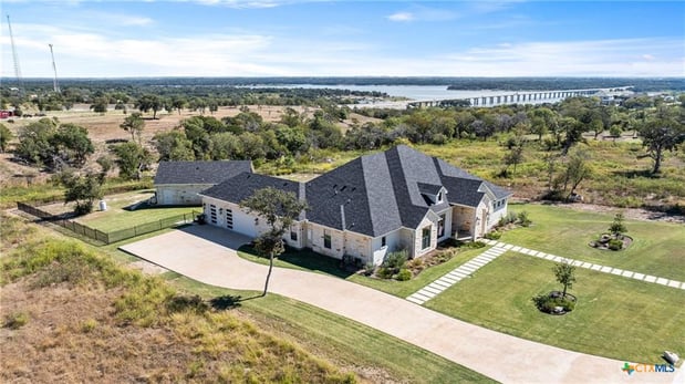 Images Mary Jane Roach Realty
