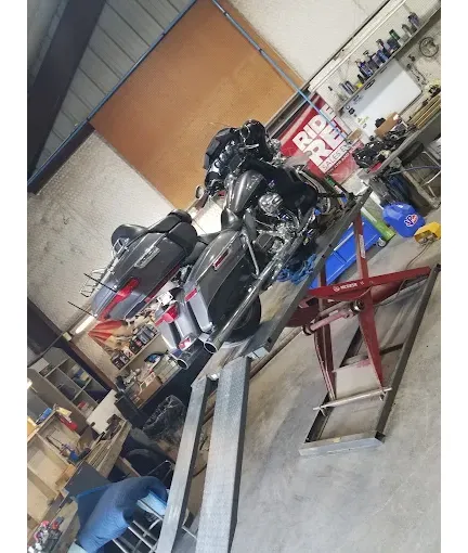 Images El Campo Cycle Center