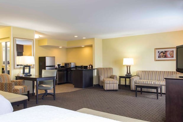 Images Hampton Inn & Suites Danville