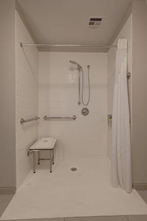 Images Holiday Inn Express & Suites Auburn Downtown by IHG