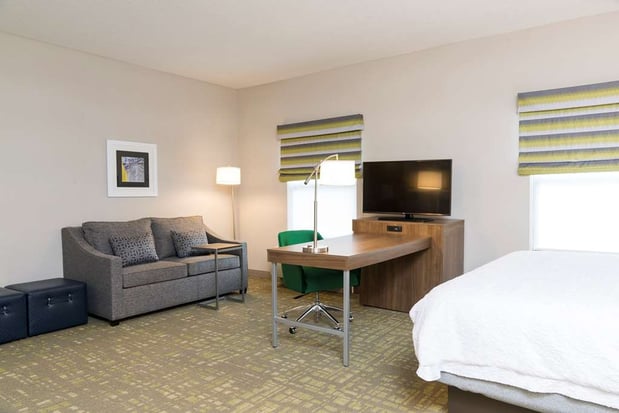 Images Hampton Inn & Suites East Lansing/Okemos