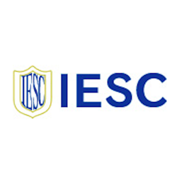 IESC -Intensive English Study Centre- 千早 Logo