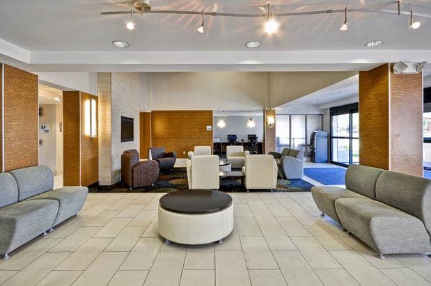 Images Holiday Inn Express Romulus / Detroit Airport by IHG