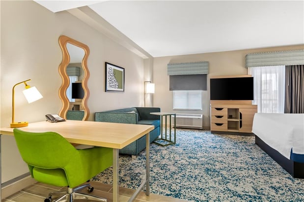 Images Hampton Inn & Suites St. Petersburg/Downtown