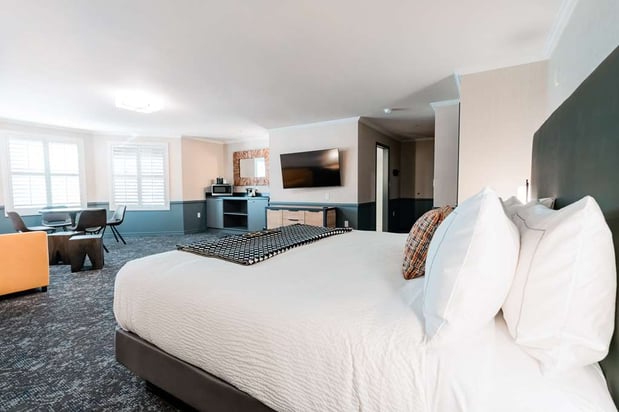 Images Hotel NoBo Cascade, Tapestry Collection by Hilton